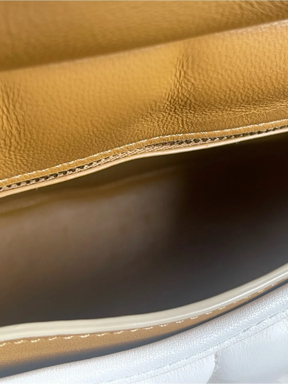 Coach Willis18 Top Handle Turnlock Quilted Crossbody Special Edition Gold Chain